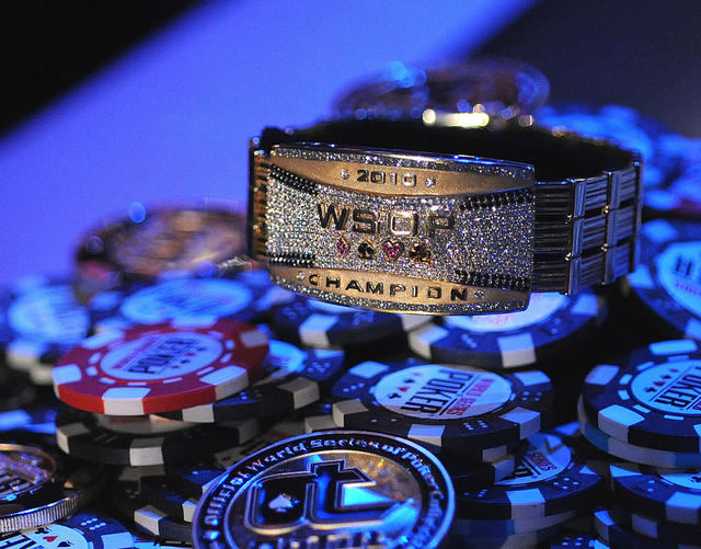 2010_WSOP_Main_Event_Bracelet