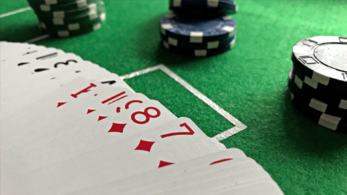 King's Casino dibuka kembali saat poker kembali tanpa terduga
