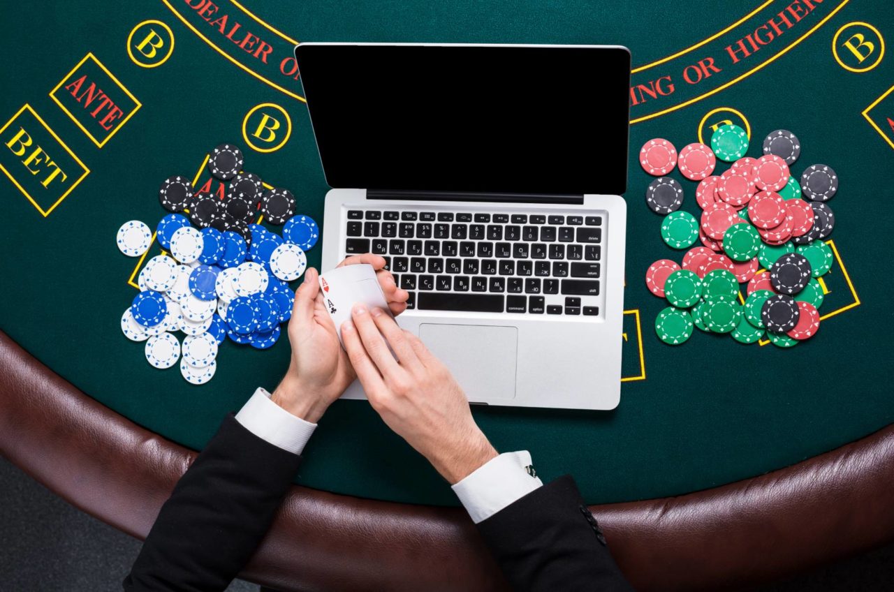 Poker Online Terbang Tinggi Saat PA Kasino & Lintasan Berkuda Bersiap Untuk Membuka Kembali