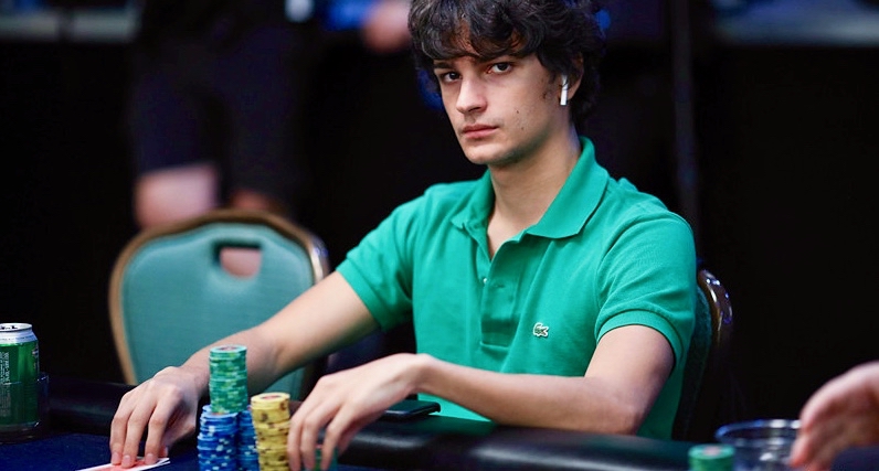 Enrico Camosci Menangkan Seri Poker Dunia Online 2020, $ 2.100 Kejuaraan Bounty Hold'em Tanpa Batas