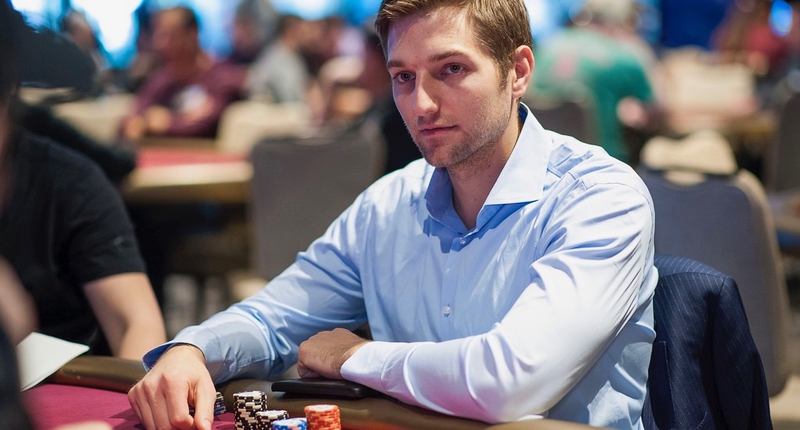 Pemenang Gelang WSOP Dua Kali Tony Dunst: "The Tougher Form Of Poker" Online