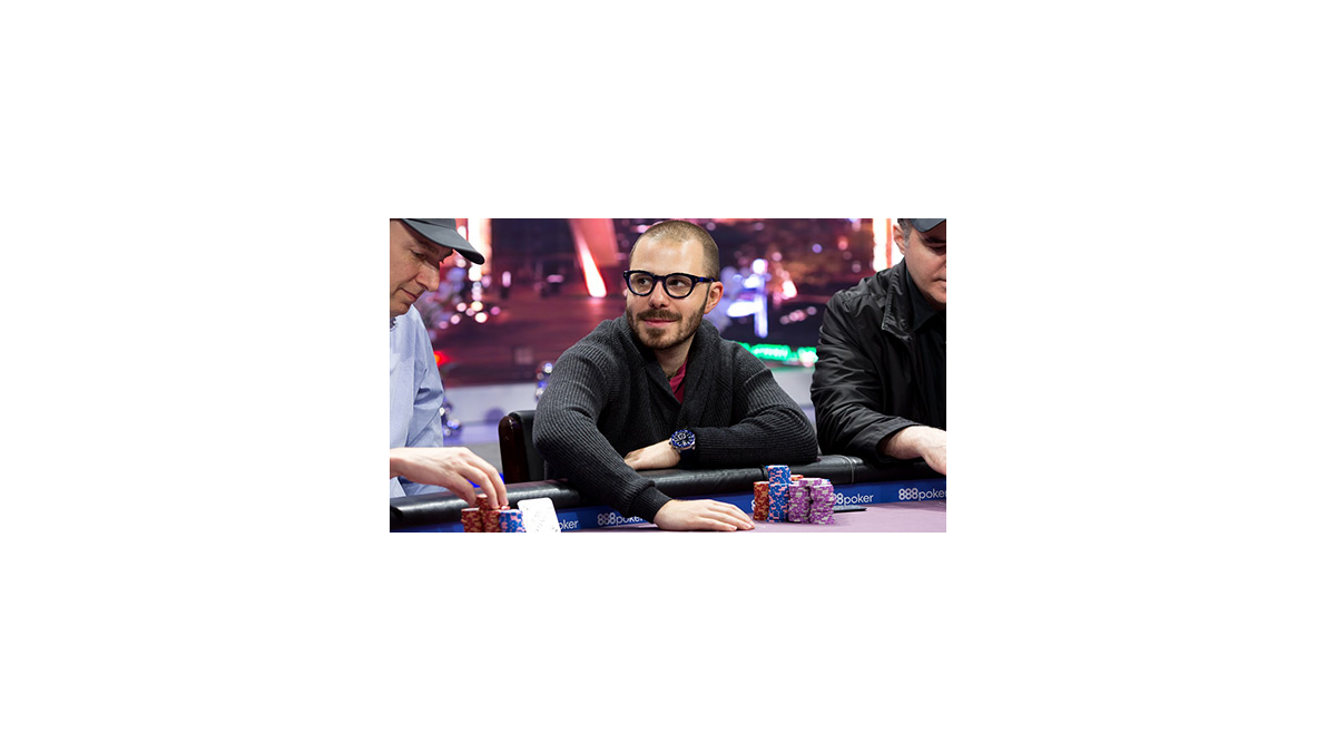 Idola poker - Dan Smith