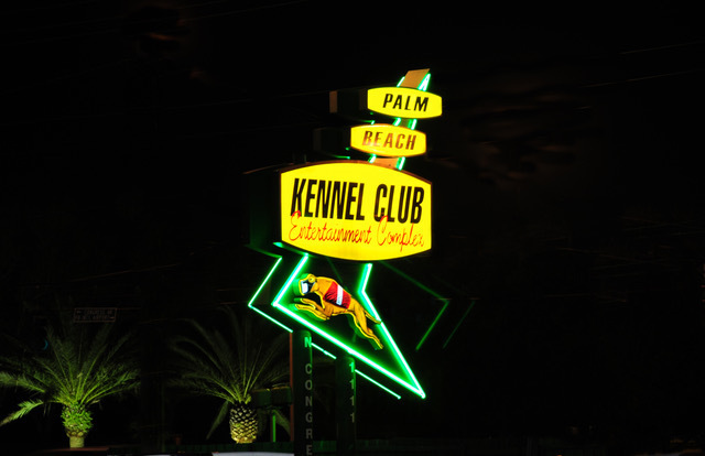 Tur Poker Pemain Kartu Palm Beach Kennel Club - Melihat Para Pemenang Dari Acara Awal