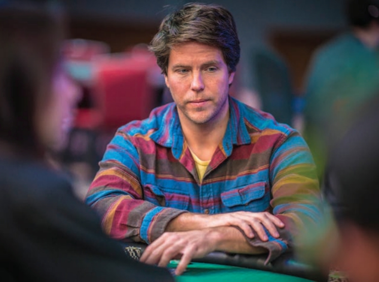 Max Young: Bagaimana Dia Membangun Bankroll dan Menerobos Sebagai Pemain Turnamen Poker Live