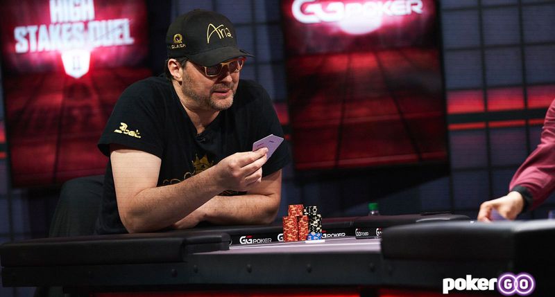 Legenda Poker Phil Hellmuth Mengalahkan Daniel Negreanu Di Babak Kedua Duel Taruhan Tinggi