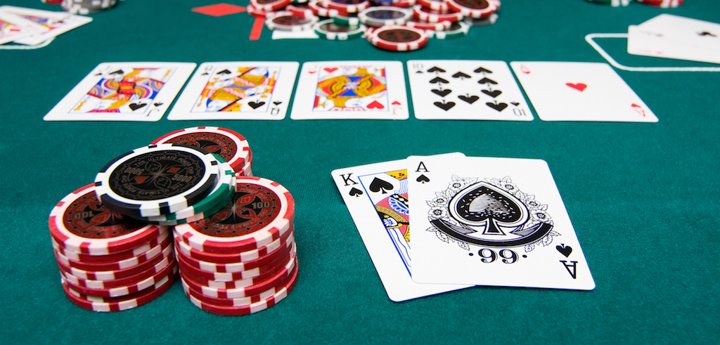Poker Langsung Menuju Keadaan Normal Dengan Menghapus Kaca Plexiglass, Masker
