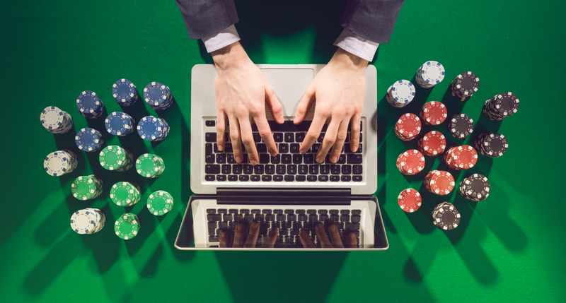 Menawarkan Beberapa Tips Berharga Untuk Meningkatkan Peluang Anda Menang Di Poker